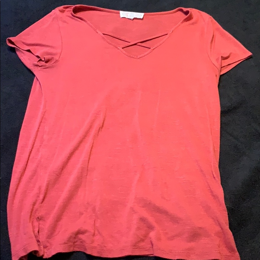V Line Top